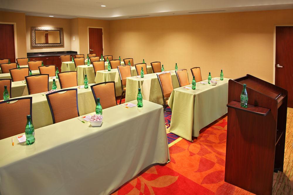 Courtyard By Marriott Stuart Hotel Bagian luar foto