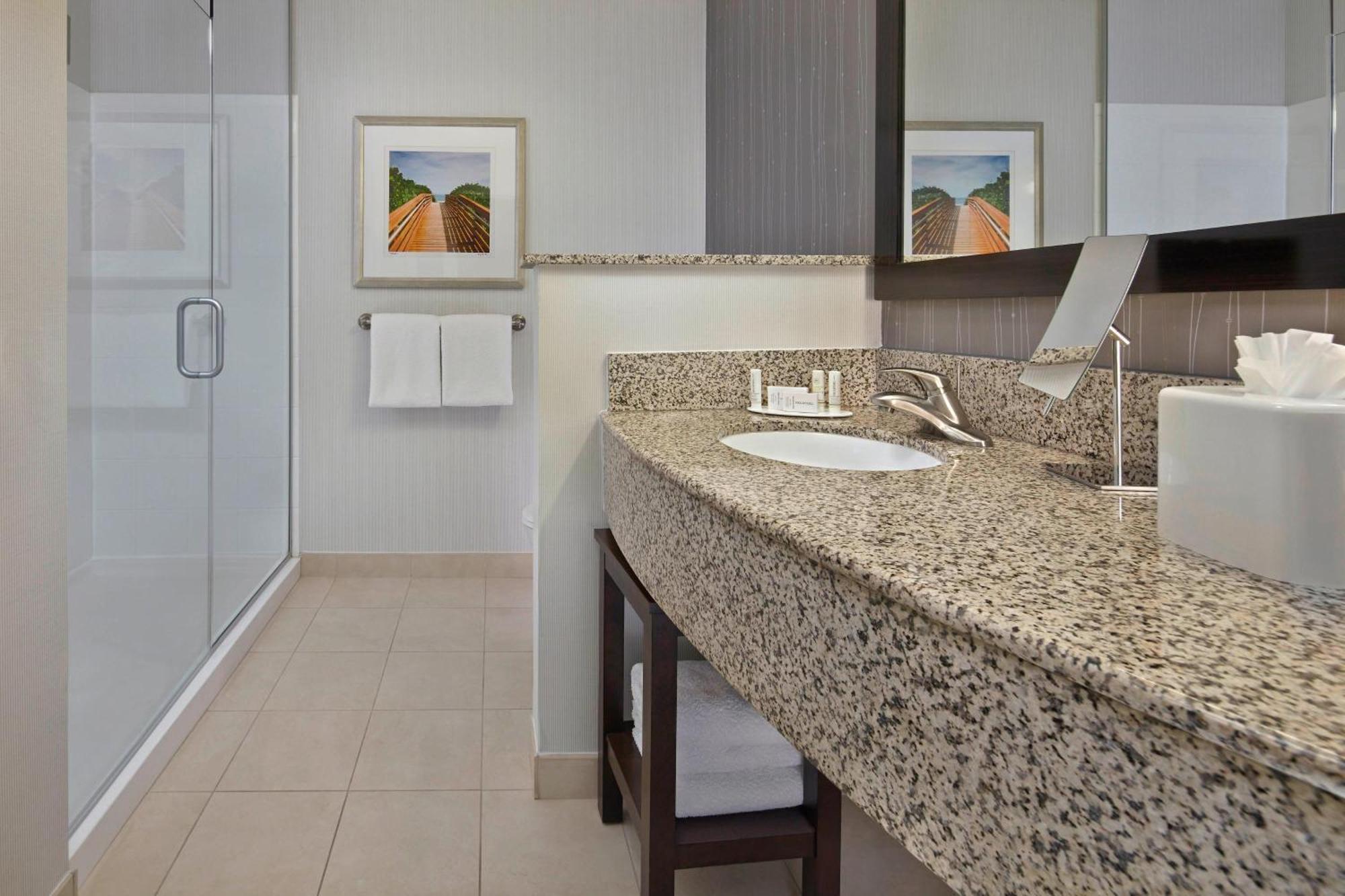 Courtyard By Marriott Stuart Hotel Bagian luar foto