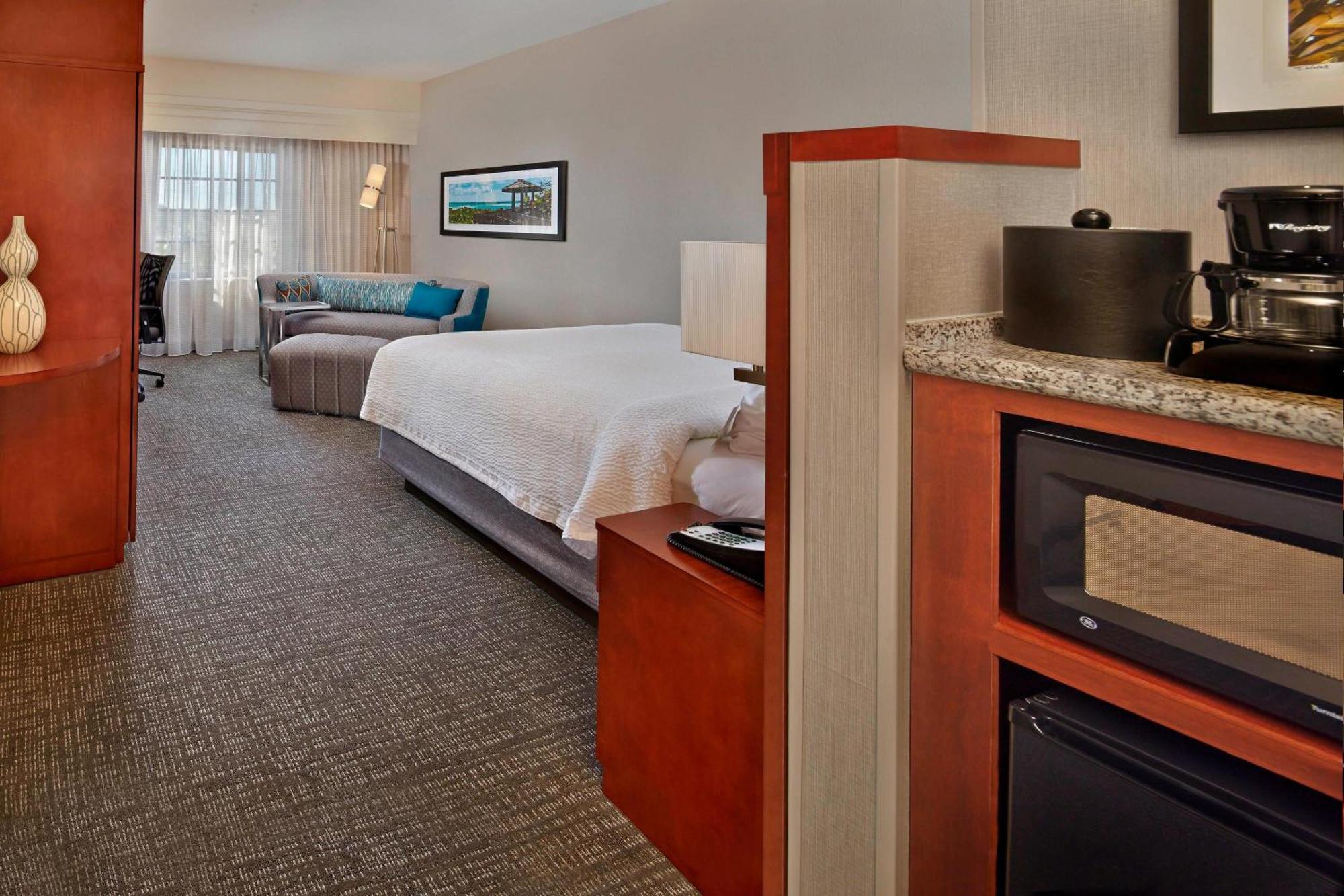Courtyard By Marriott Stuart Hotel Bagian luar foto
