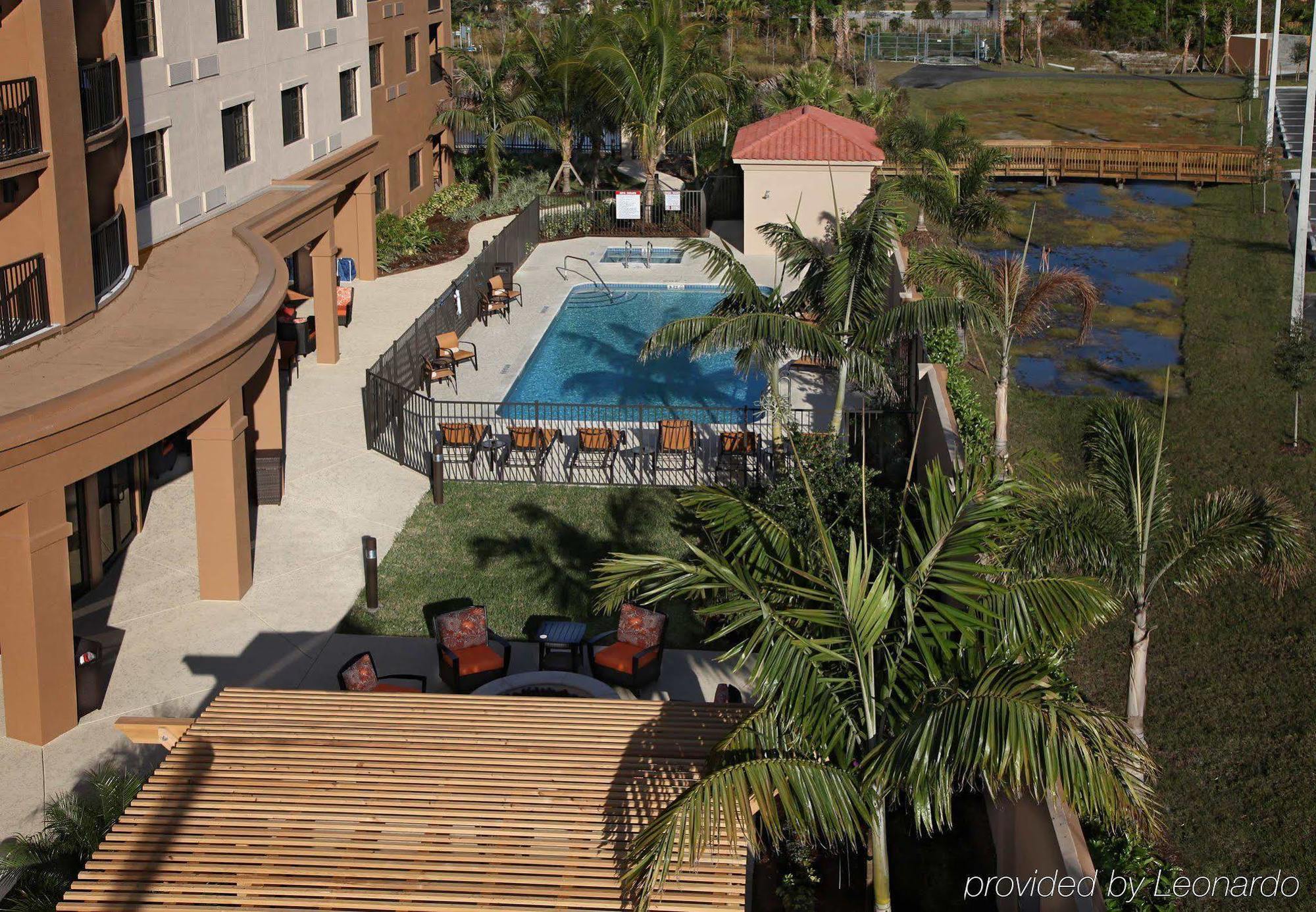 Courtyard By Marriott Stuart Hotel Bagian luar foto