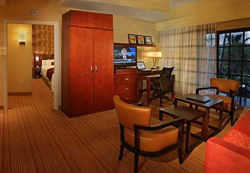 Courtyard By Marriott Stuart Hotel Bagian luar foto
