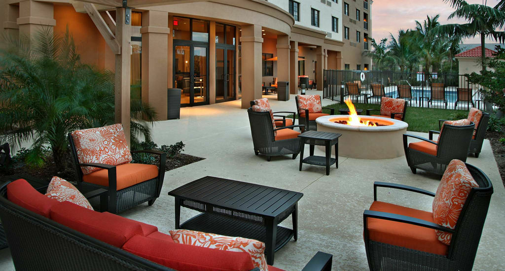 Courtyard By Marriott Stuart Hotel Bagian luar foto